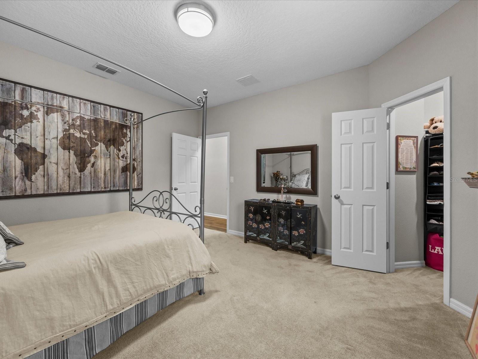 BELLEVUE - Residential