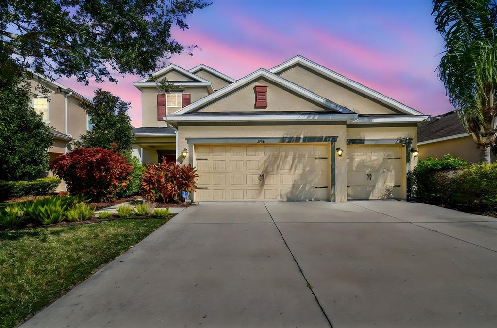 Photo of 33181 Shadow Branch Lane, Wesley Chapel, FL 33545 (MLS # TB8440538)