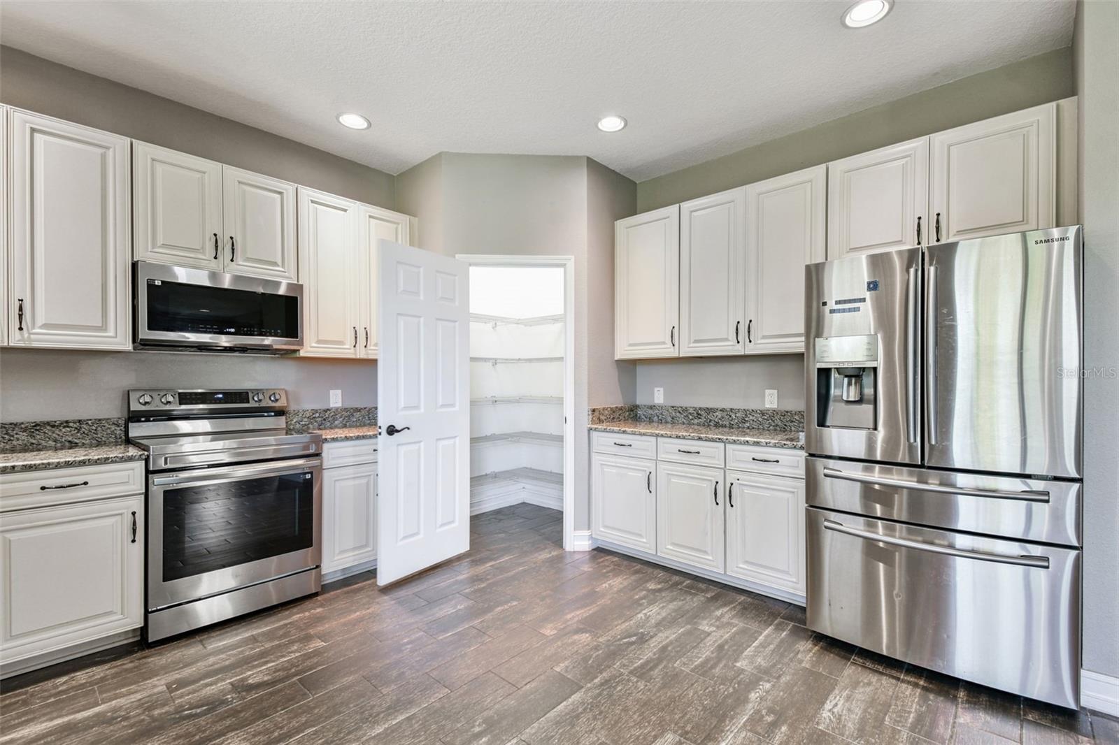 WATERGRASS CDD PH2 - Residential Lease