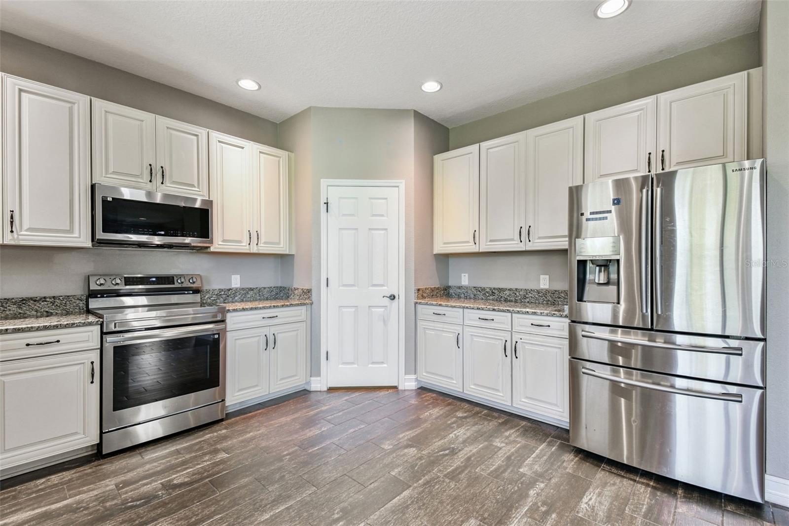 WATERGRASS CDD PH2 - Residential Lease