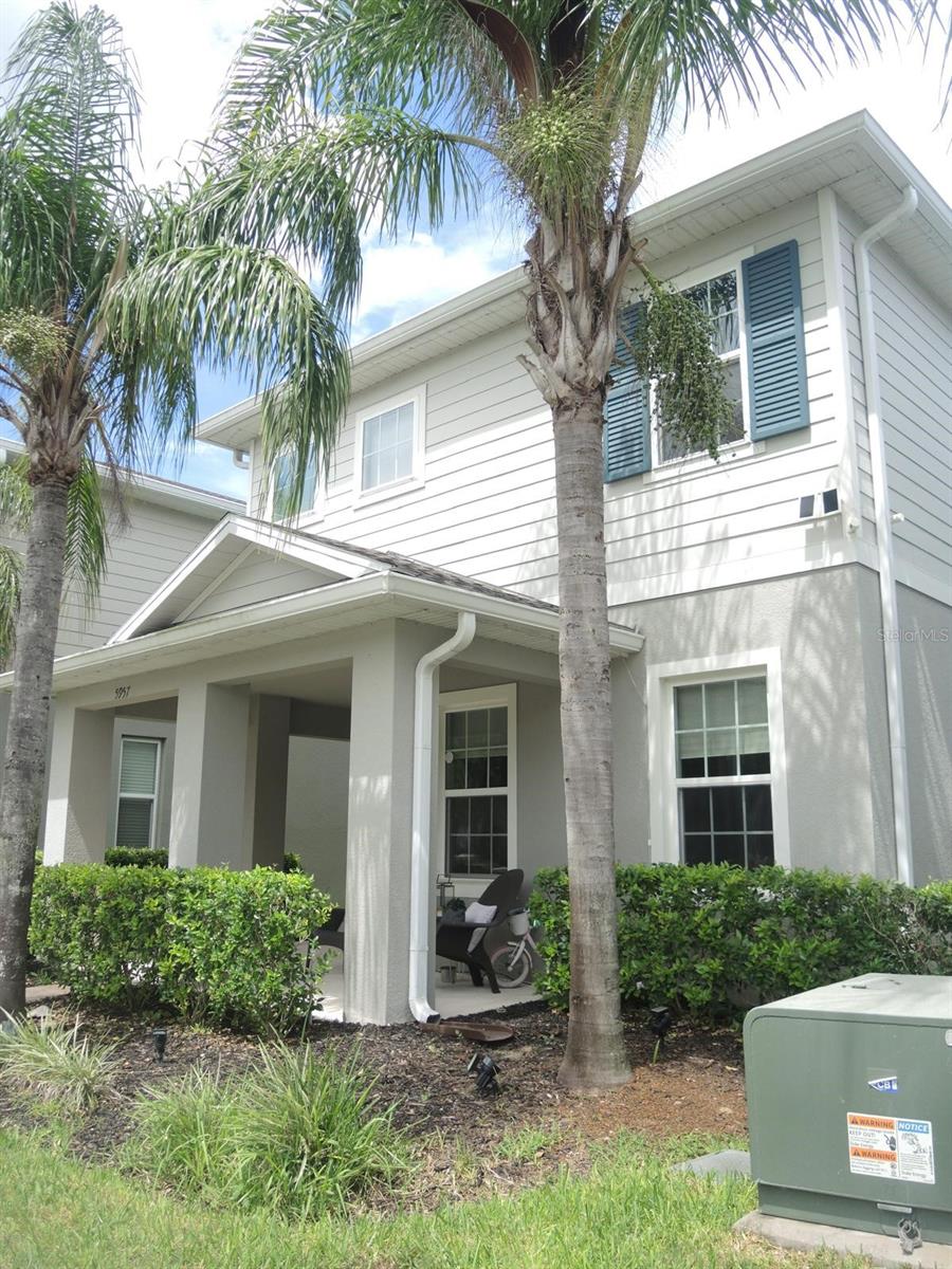Beautiful 3BR/2.5BA home for rent in Hamilton Gardens – 5957 Glory Bower Dr, Winter Garden, FL 34787. Open floor plan, modern kitchen with granite counters and stainless steel appliances, loft area, 2-car garage, laundry room with washer/dryer. Community features pool, playground, and green areas. Excellent location near Hamlin Town Center and 429. Available now.