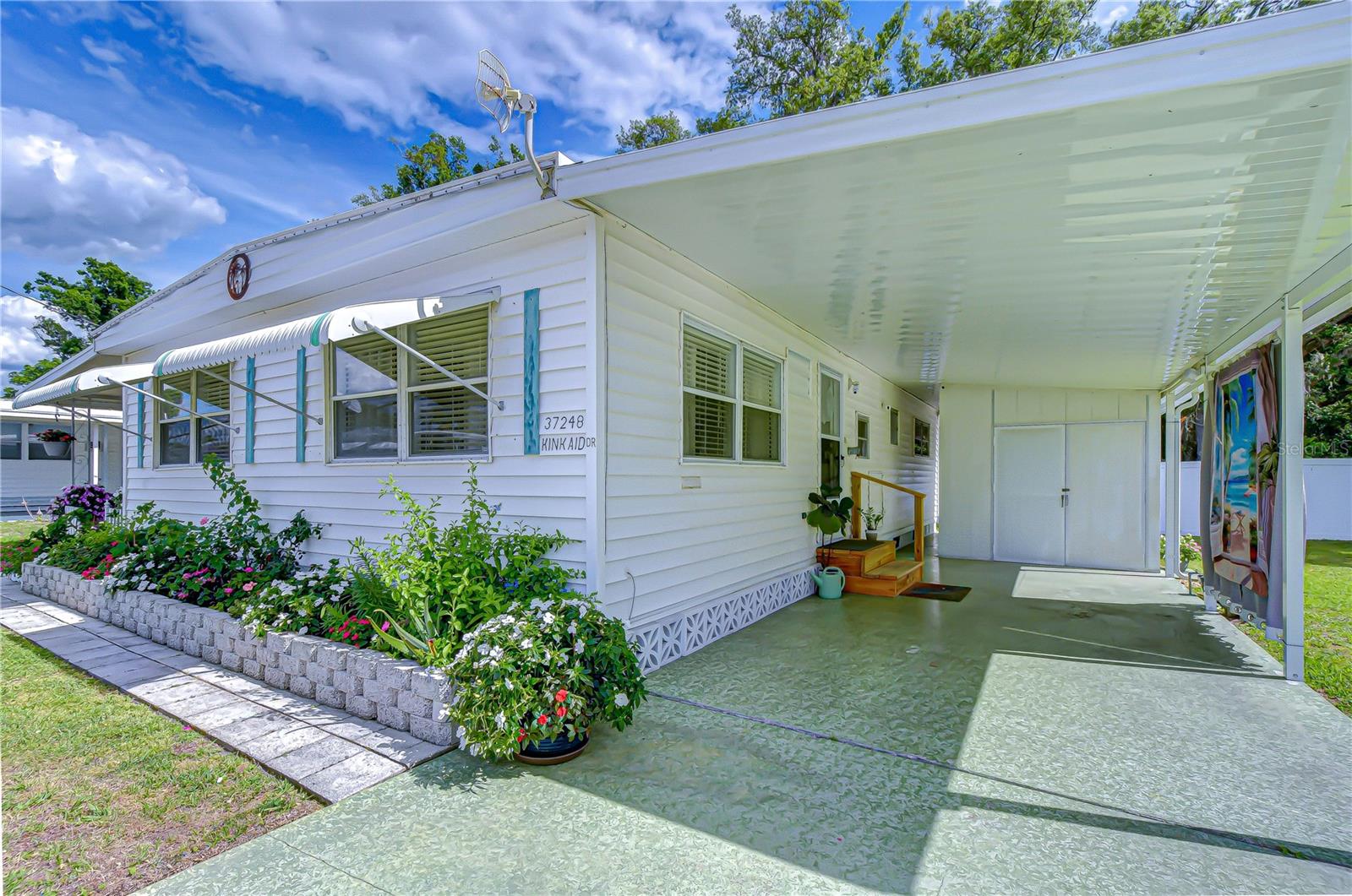 ZEPHYRHILLS COLONY CO - Residential