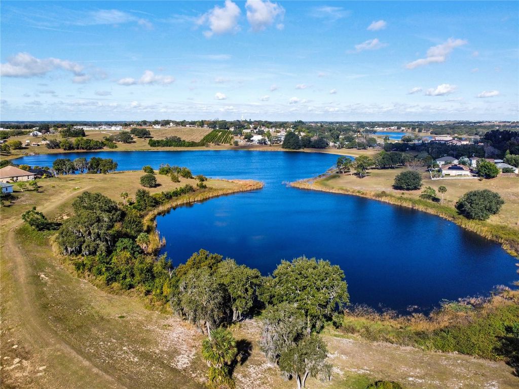 Photo of 1405 Vista Del Lago Boulevard, Dundee, FL 33838 (MLS # P4937408)