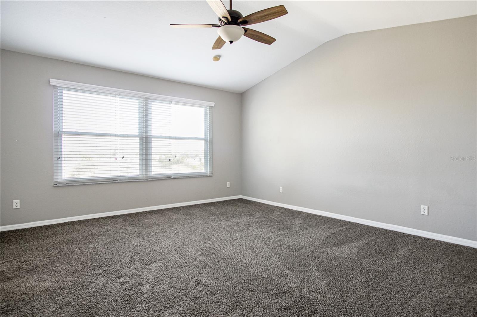 VISTA DEL LAGO PH 01 - Residential Lease