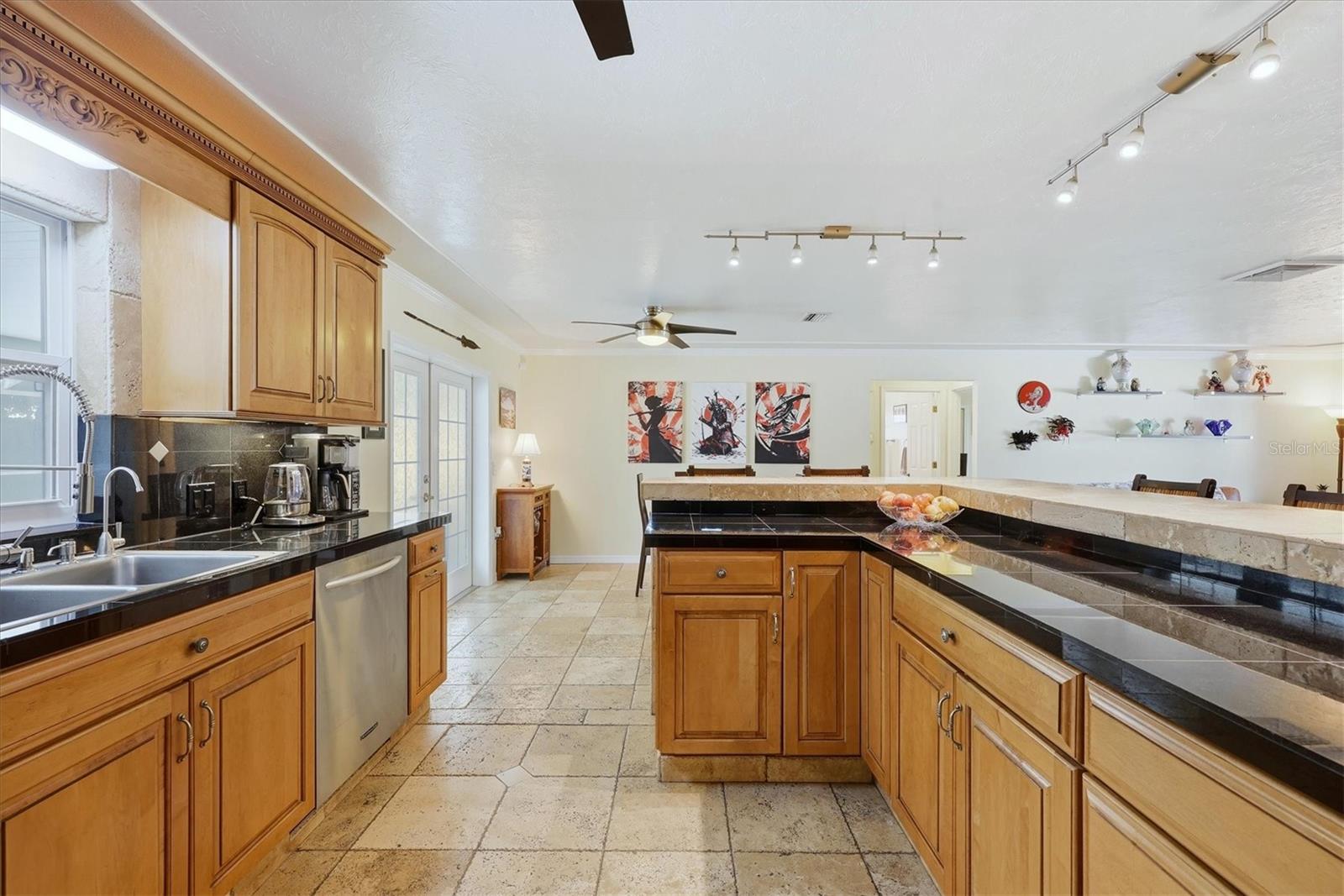 GEORGETOWNE - Residential