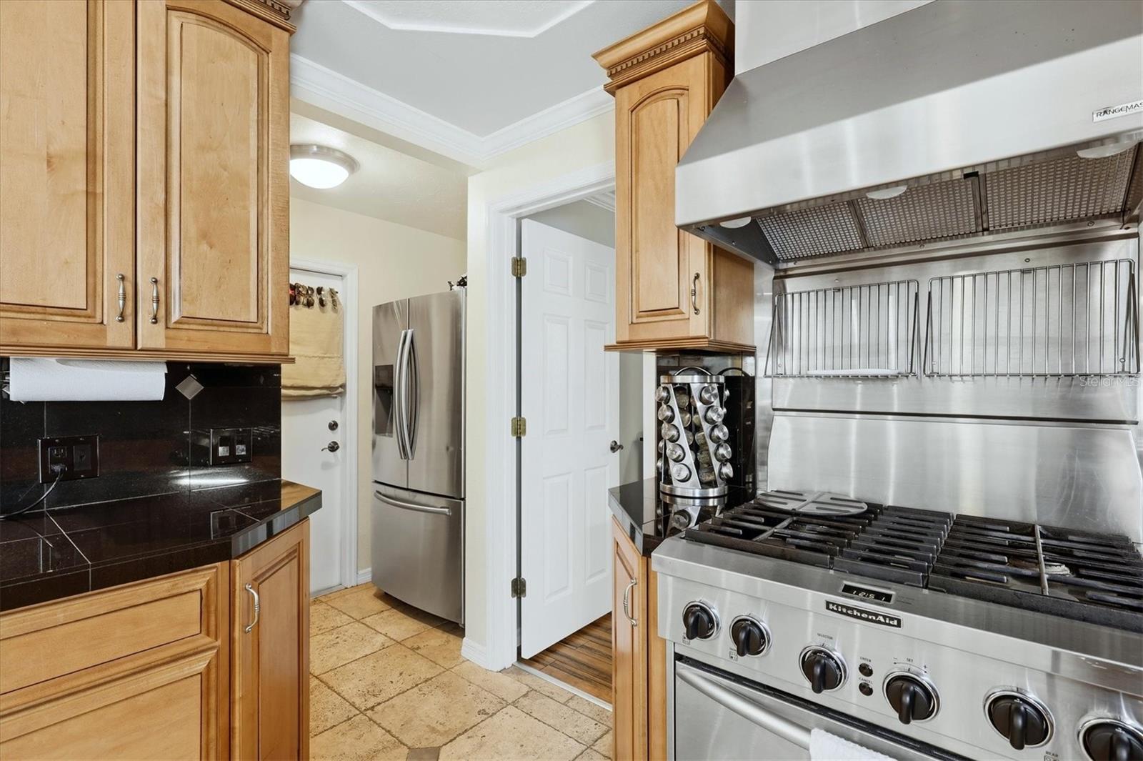 GEORGETOWNE - Residential