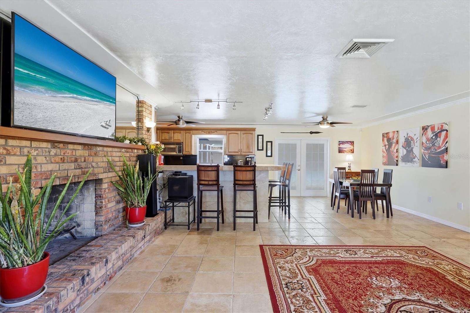 GEORGETOWNE - Residential