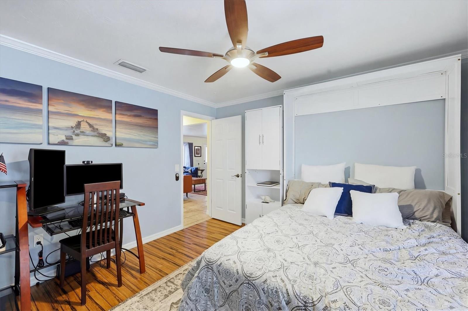 GEORGETOWNE - Residential