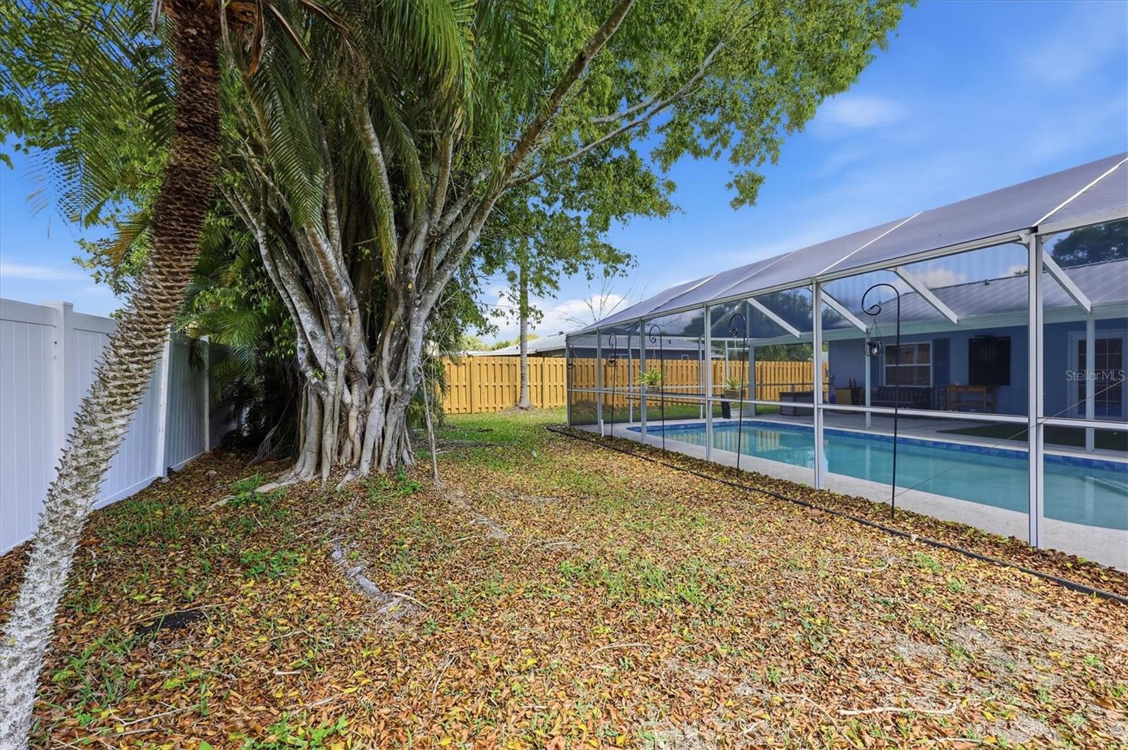 GEORGETOWNE - Residential