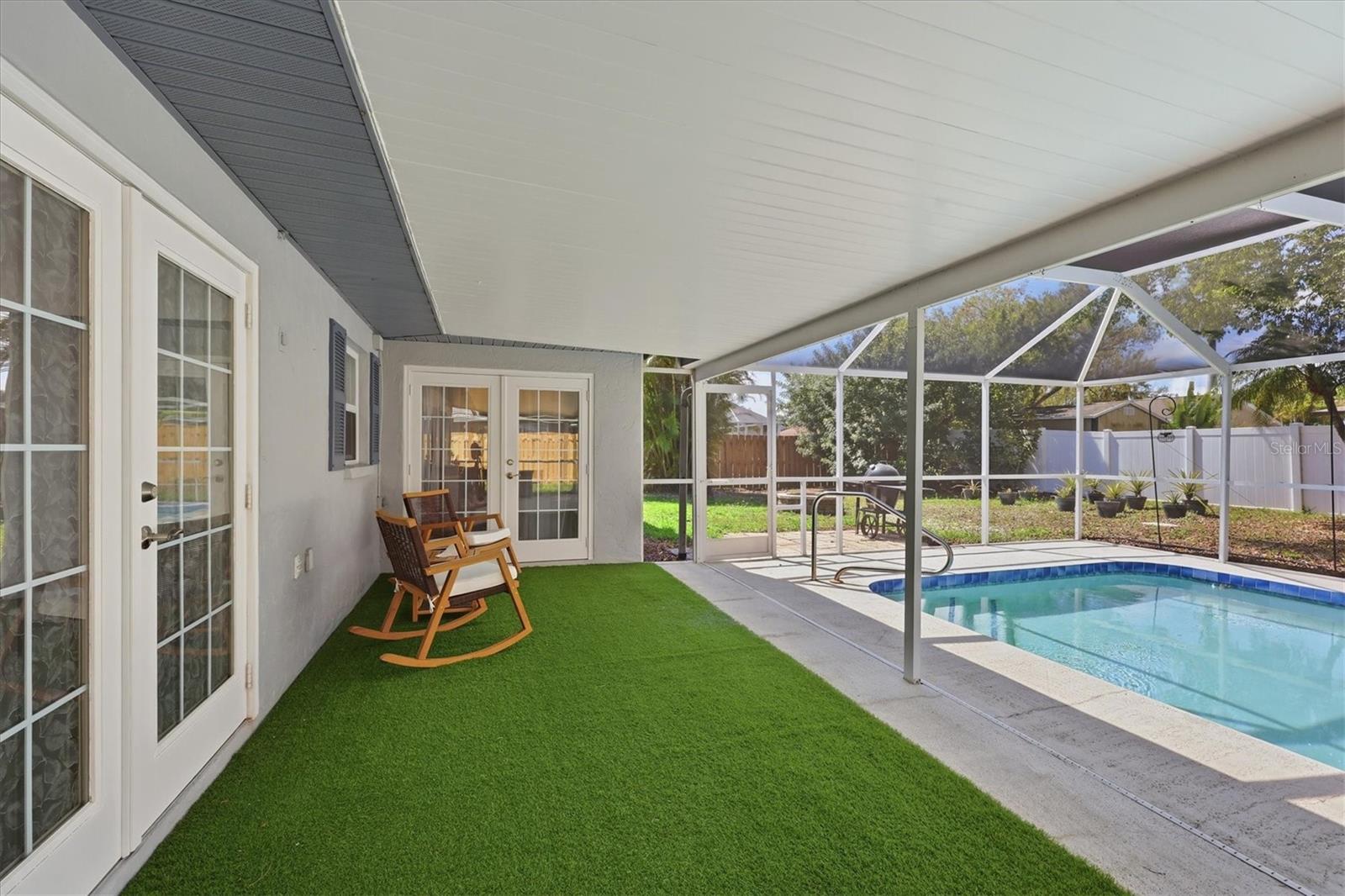 GEORGETOWNE - Residential