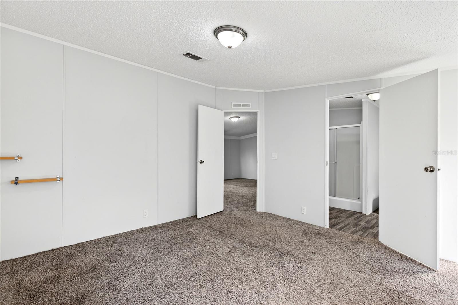 SUN COUNTRY ESTATE - Residential