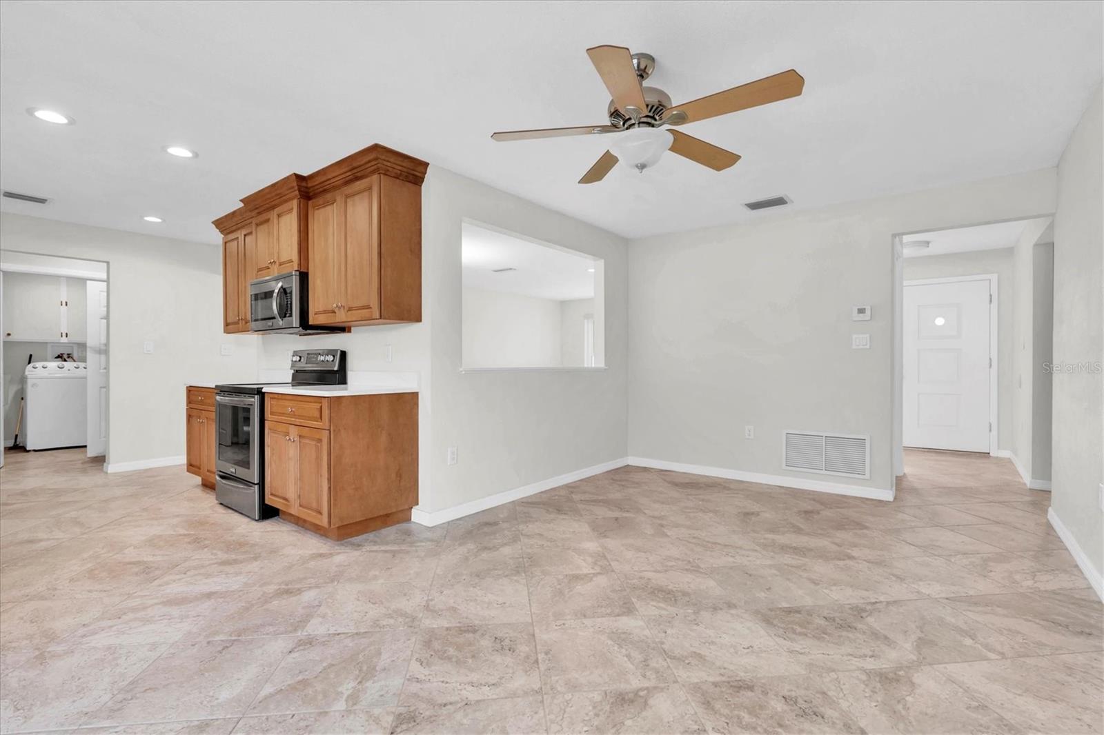 FAIRWAY ESTATES 8TH ADD - Residential