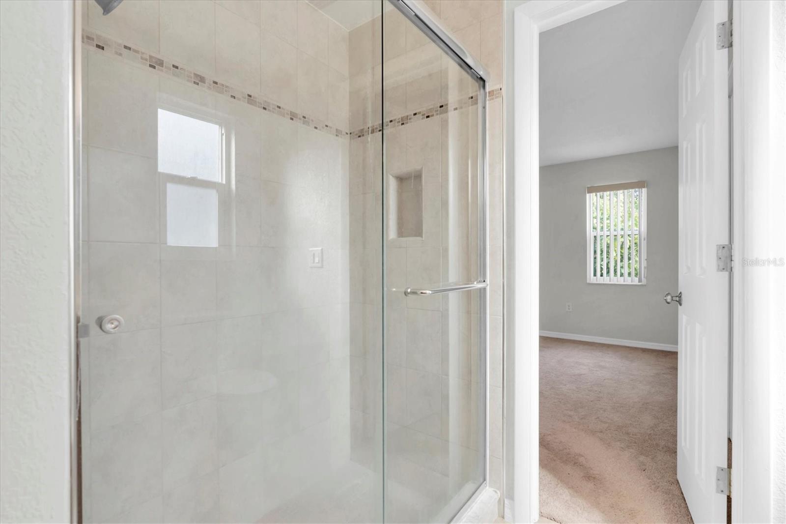 FAIRWAY ESTATES 8TH ADD - Residential