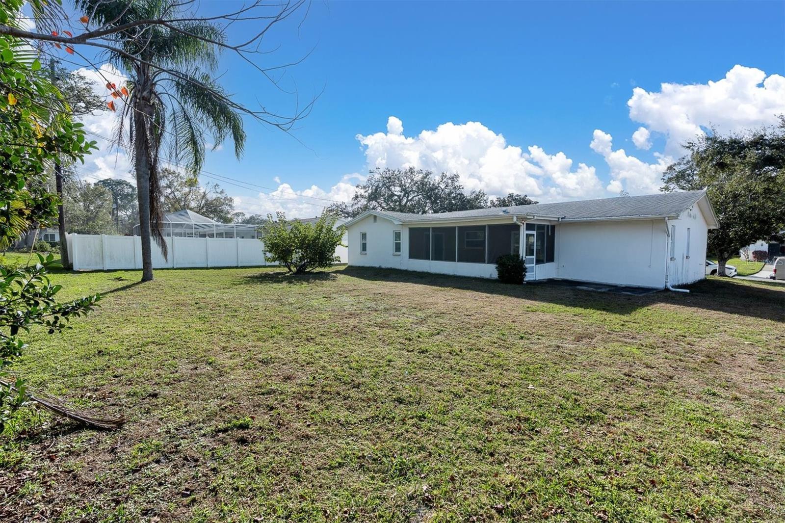 FAIRWAY ESTATES 8TH ADD - Residential