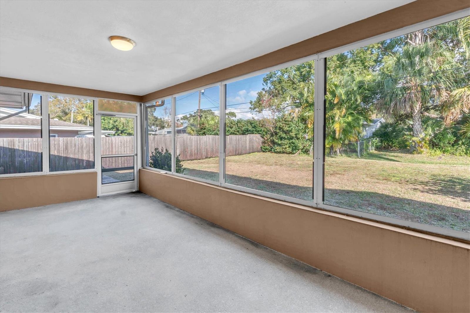 FAIRWAY ESTATES 8TH ADD - Residential