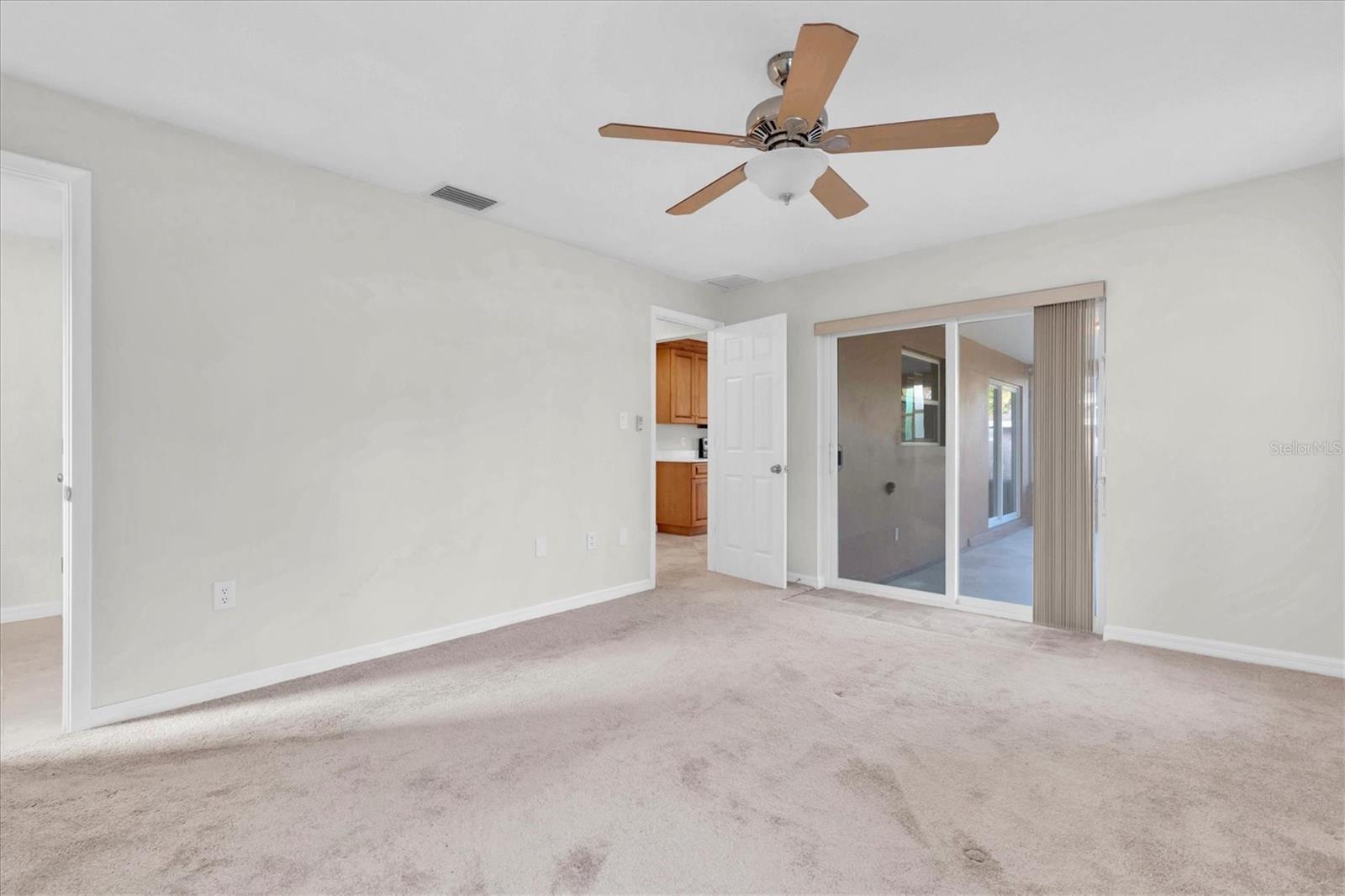 FAIRWAY ESTATES 8TH ADD - Residential