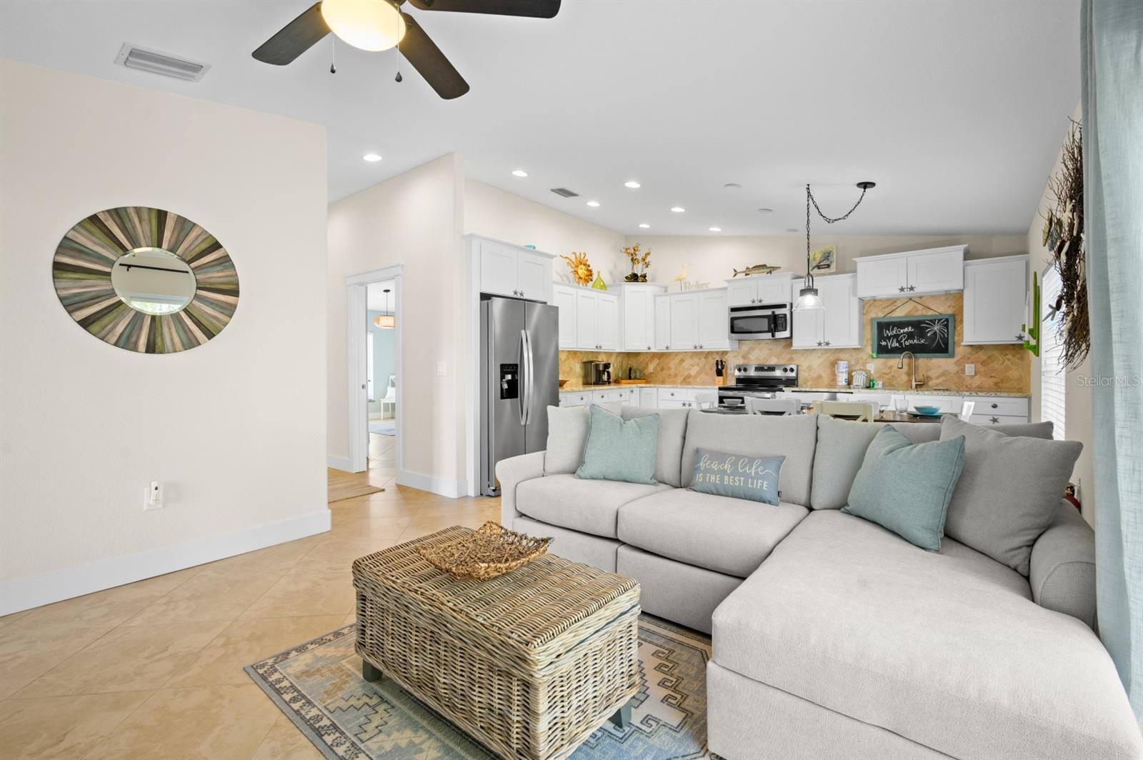 BAREFOOT BUNGALOWS - Residential