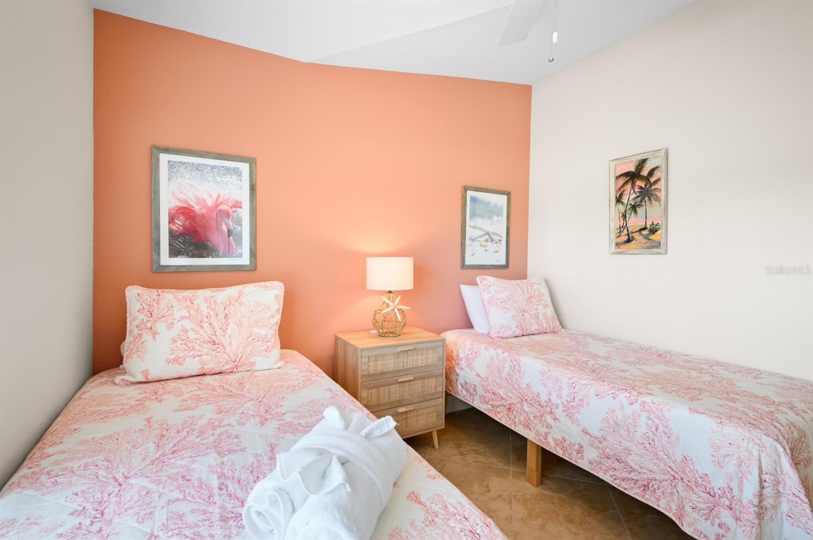 BAREFOOT BUNGALOWS - Residential