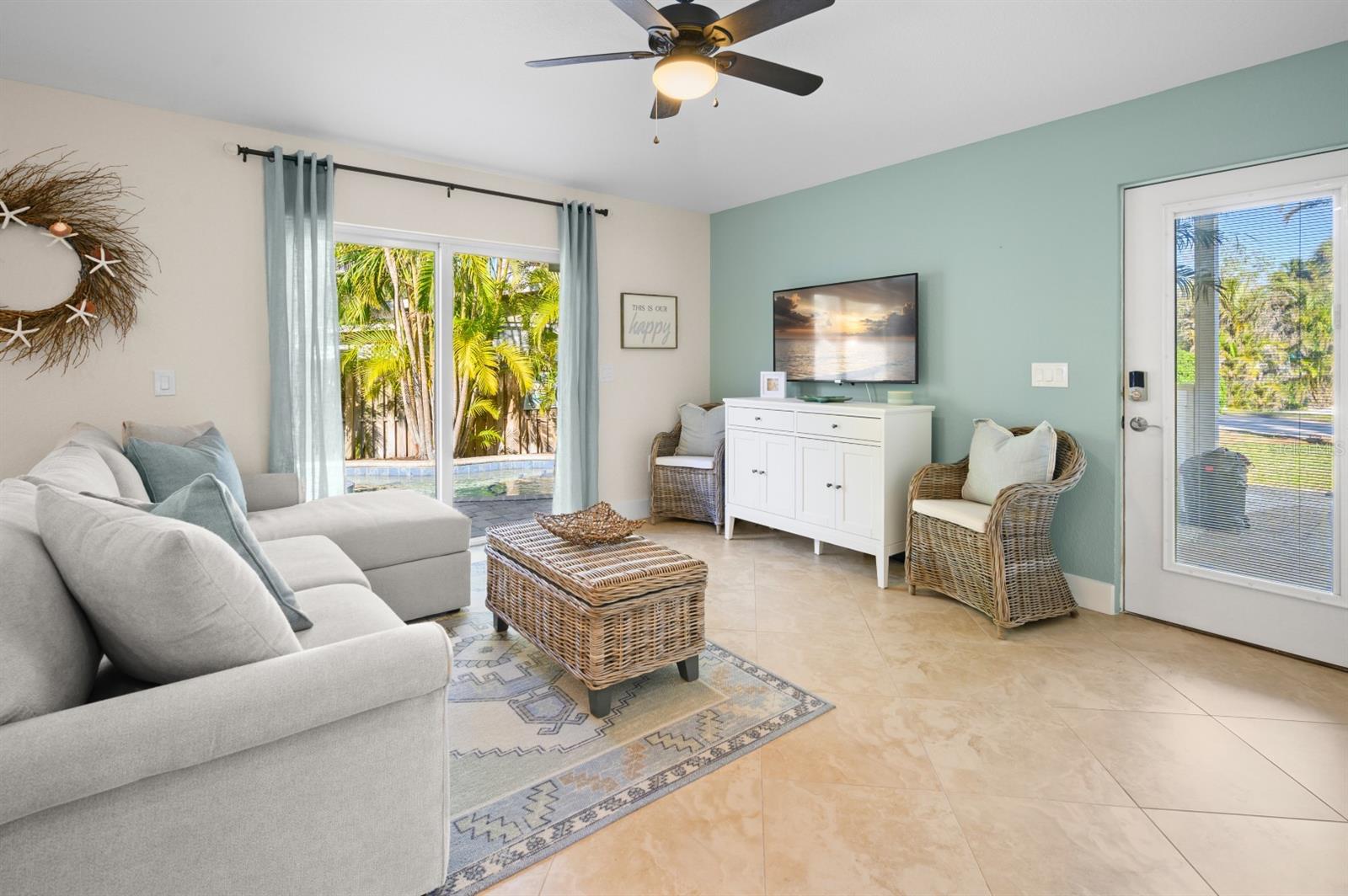 BAREFOOT BUNGALOWS - Residential