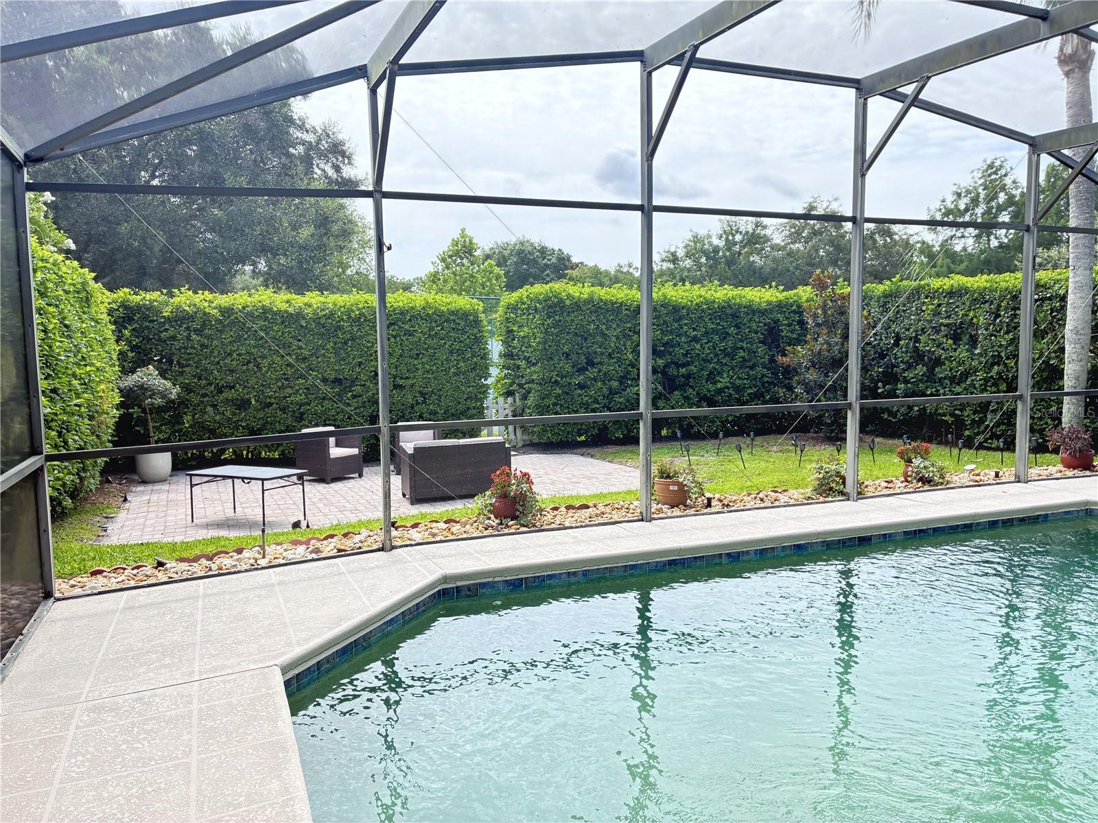 EKANA GREEN - Residential Lease