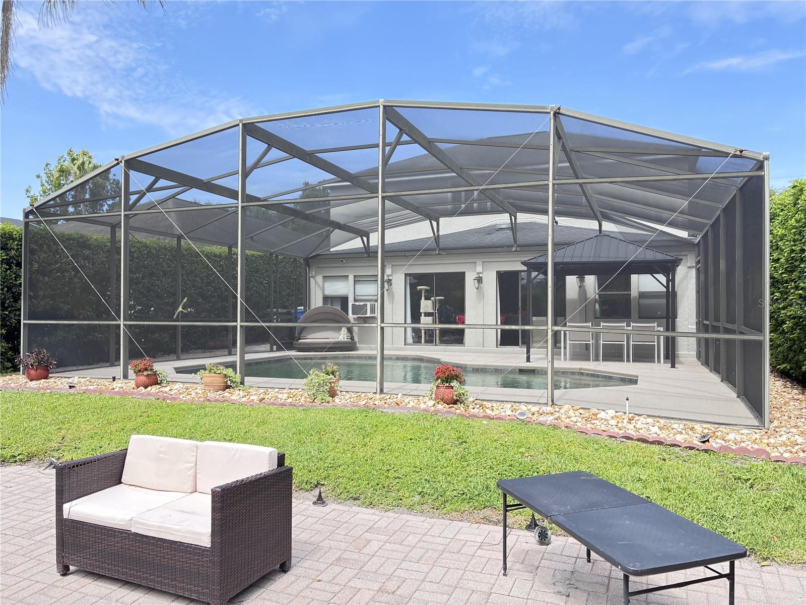 EKANA GREEN - Residential Lease