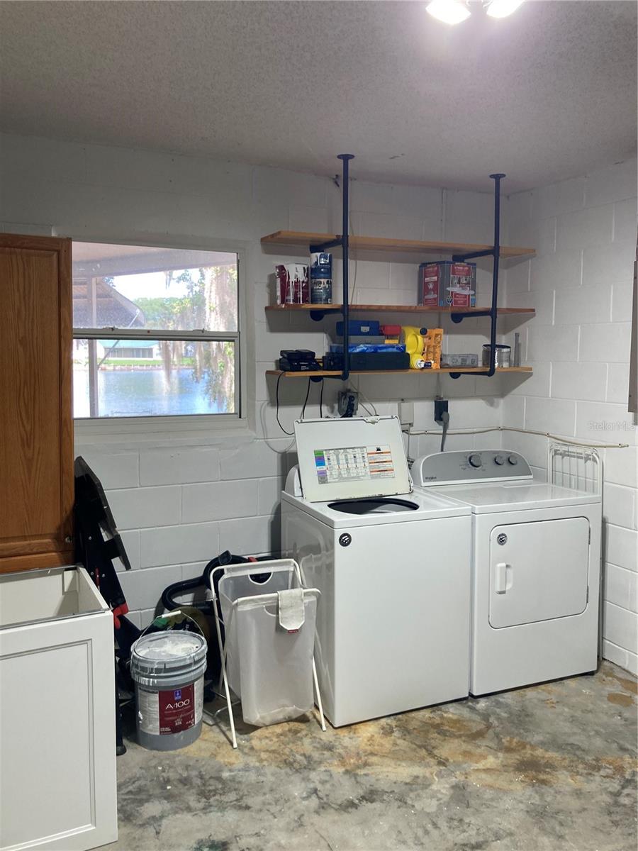 PARK LAKE ESTATES - Residential