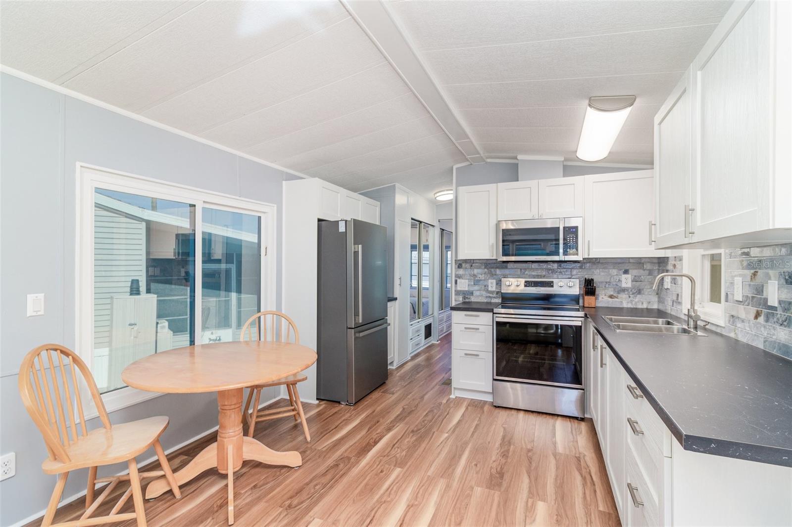 OUTDOOR RESORTS AMERICA - Residential