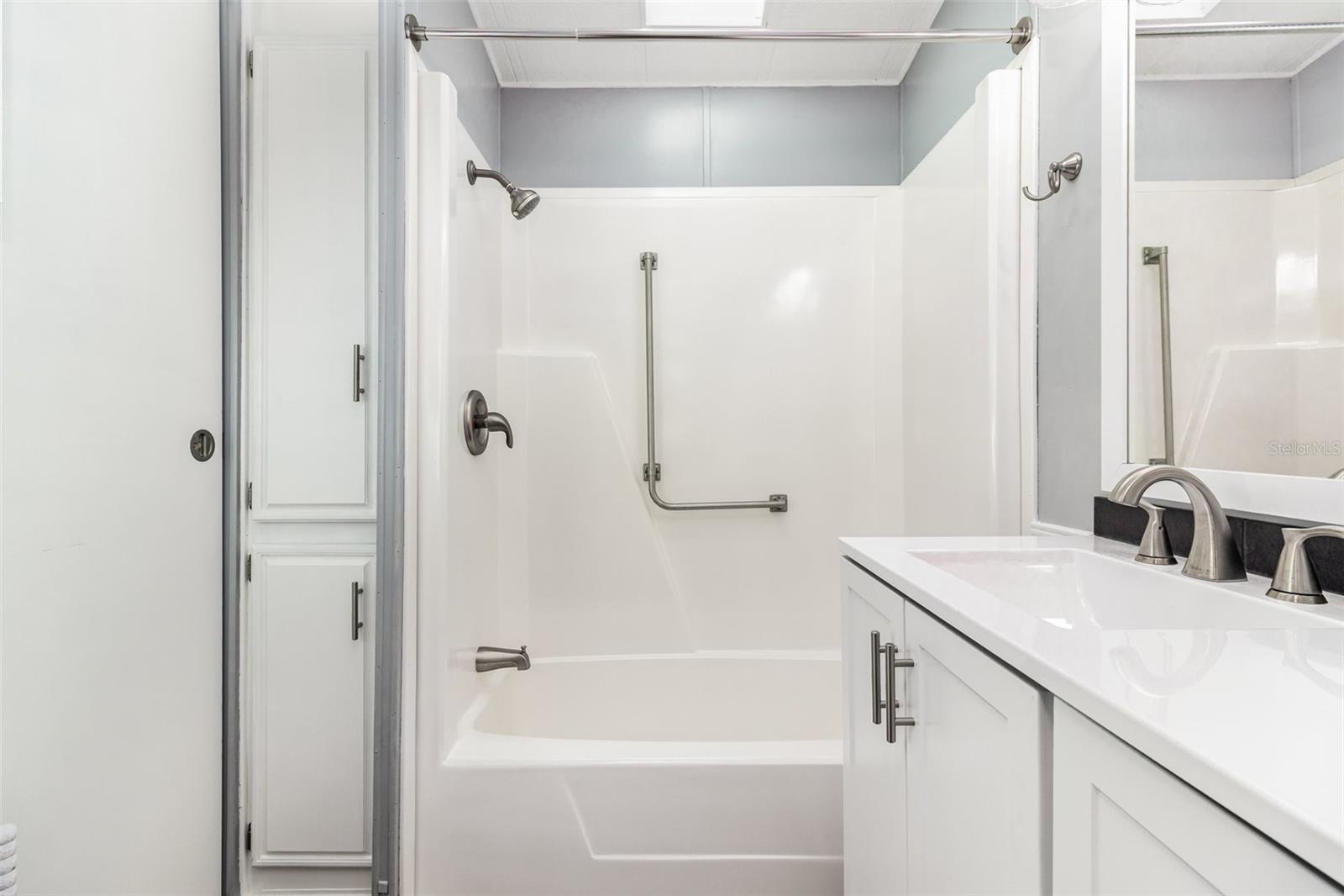 OUTDOOR RESORTS AMERICA - Residential