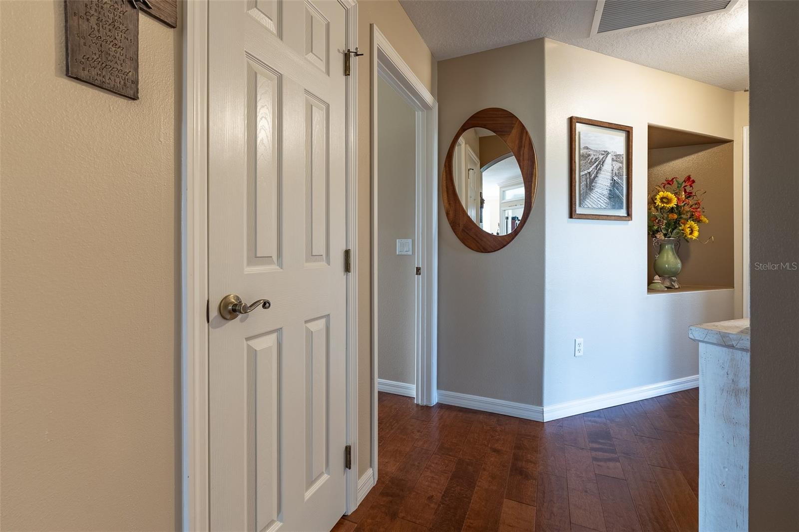 SUMMERGLEN - Residential