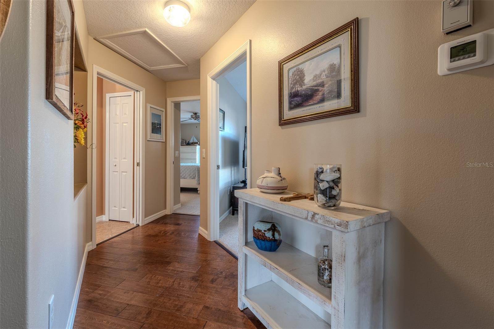 SUMMERGLEN - Residential