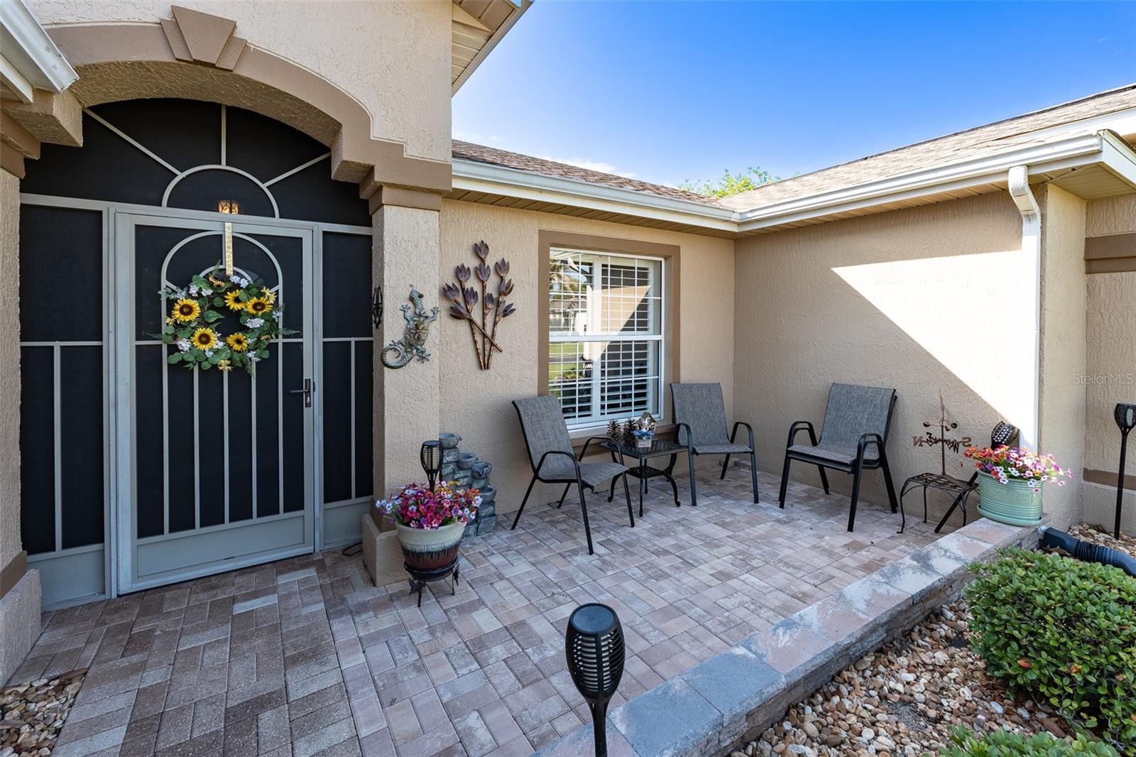 SUMMERGLEN - Residential