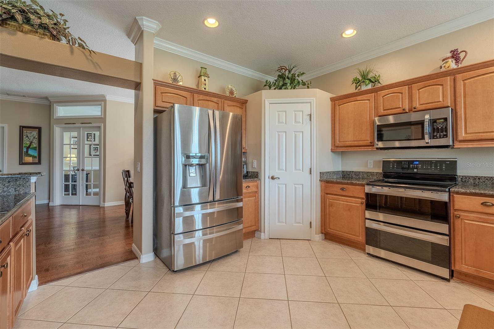 SUMMERGLEN - Residential