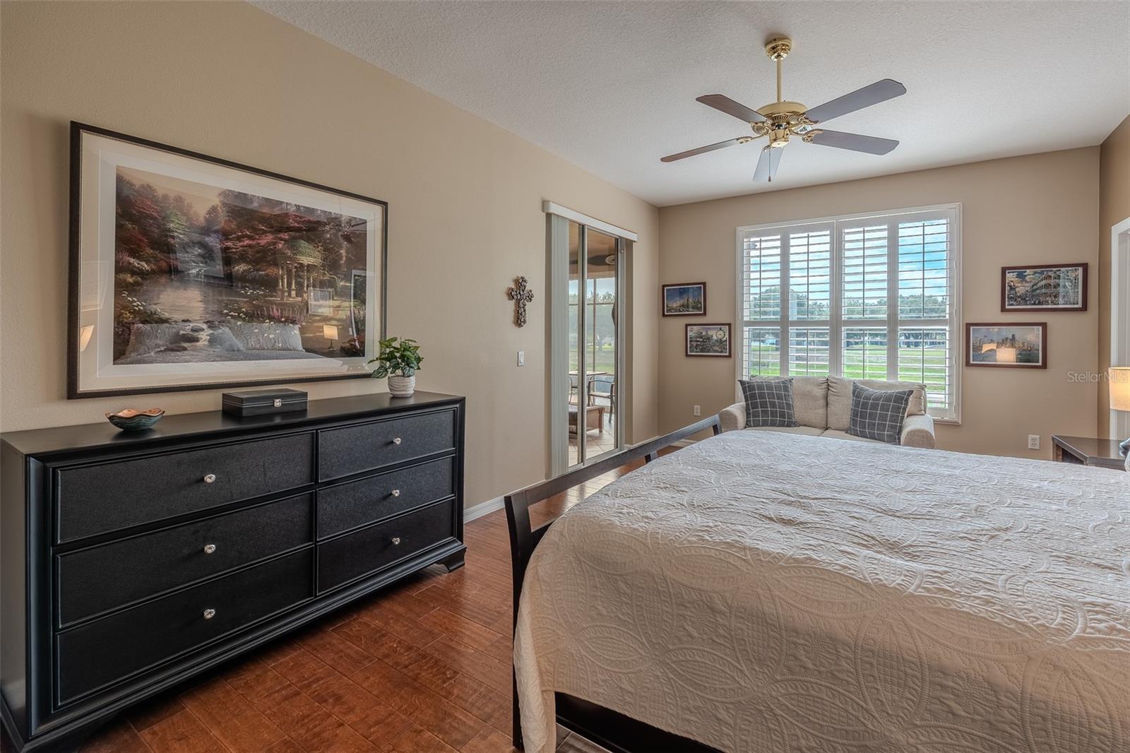 SUMMERGLEN - Residential