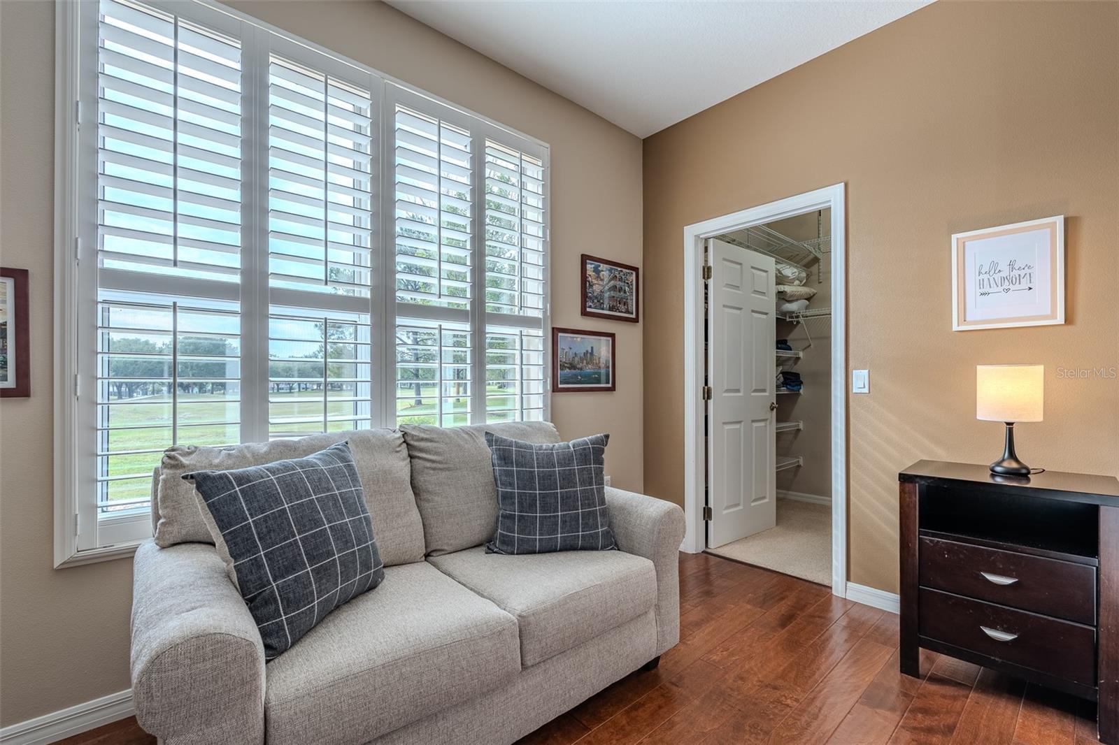 SUMMERGLEN - Residential