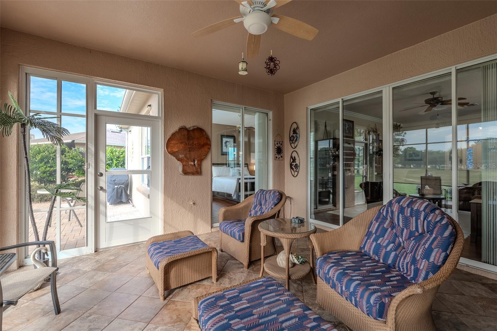 SUMMERGLEN - Residential