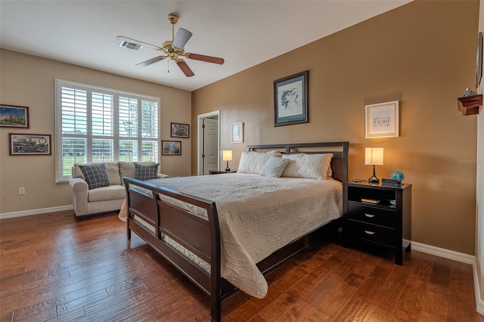 SUMMERGLEN - Residential