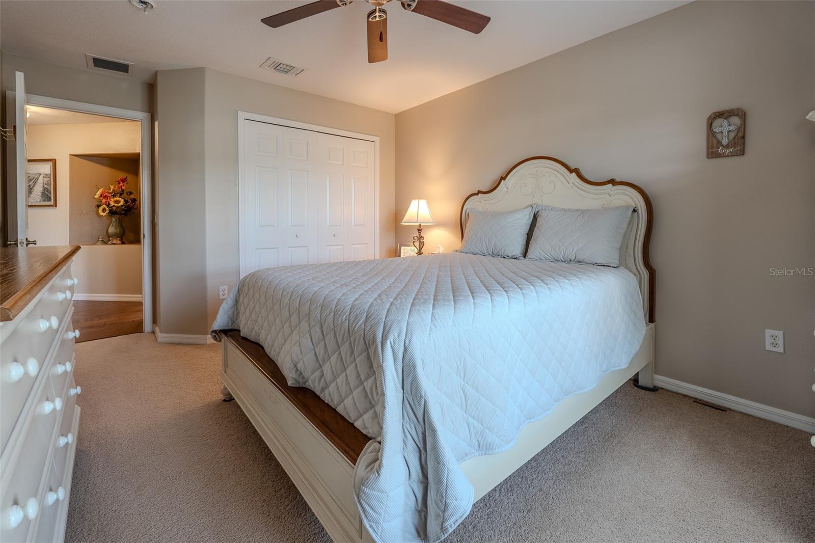 SUMMERGLEN - Residential