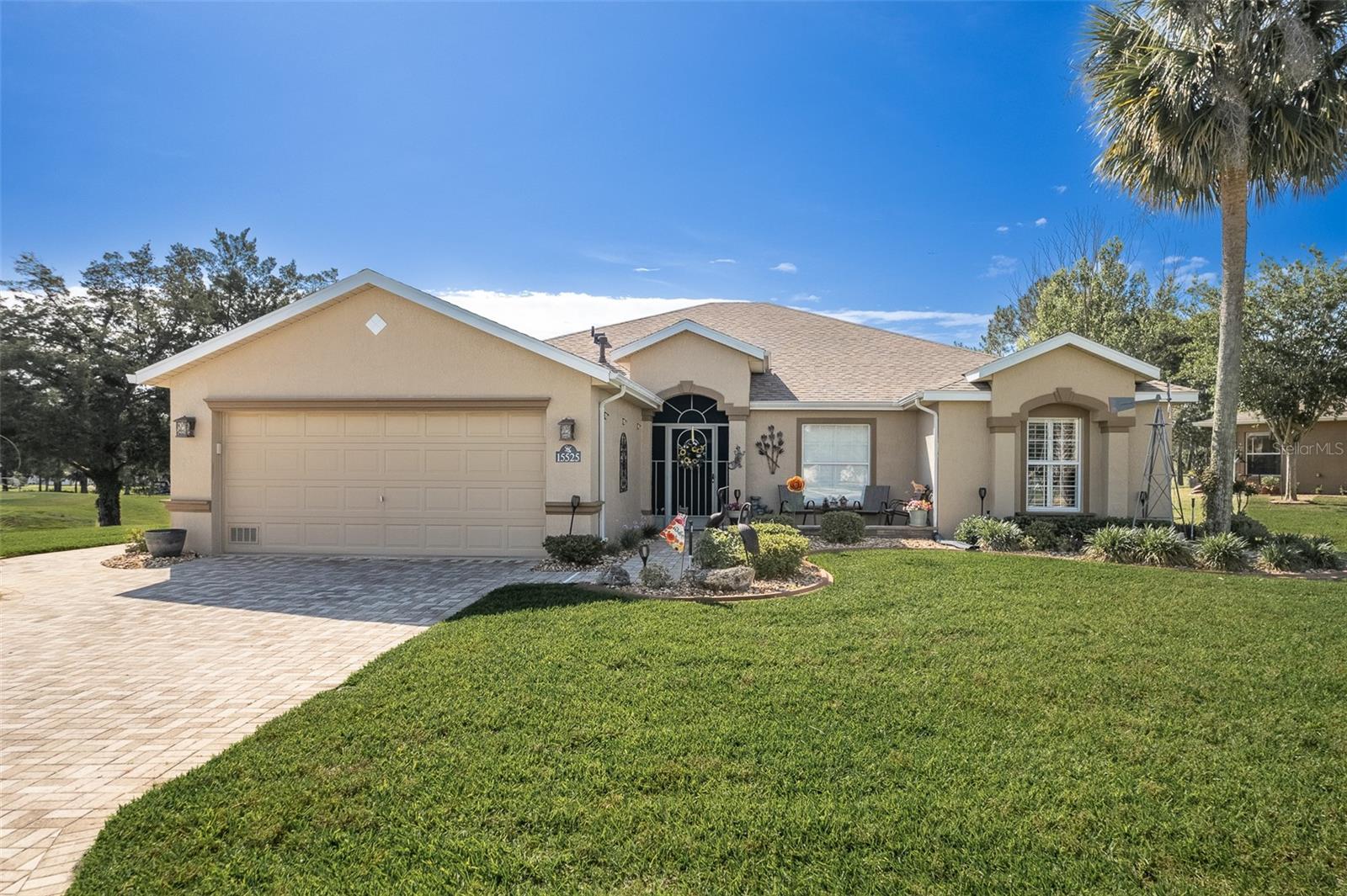 SUMMERGLEN - Residential