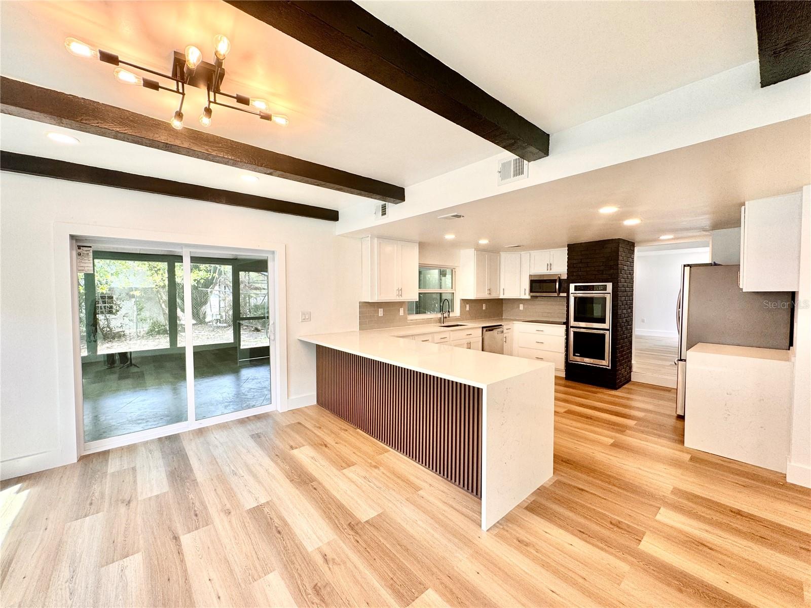 FAIRLAWN MANOR - Residential