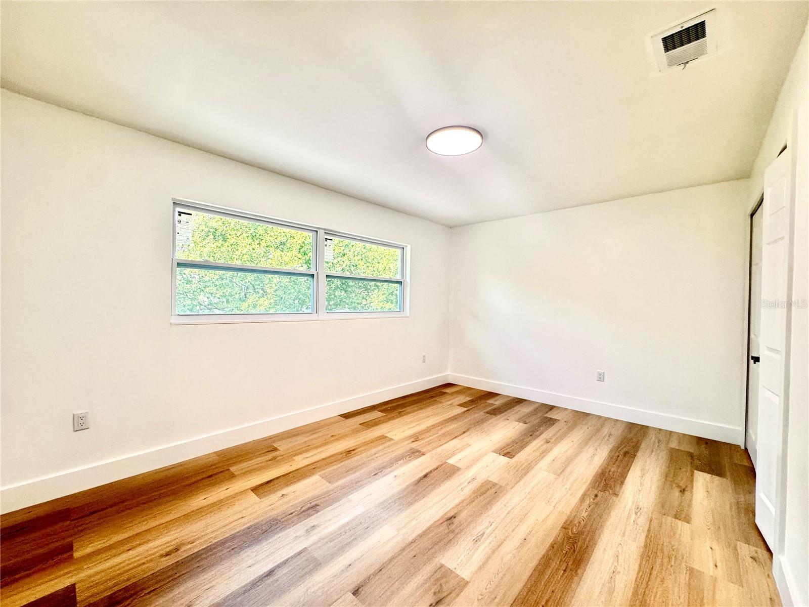 FAIRLAWN MANOR - Residential