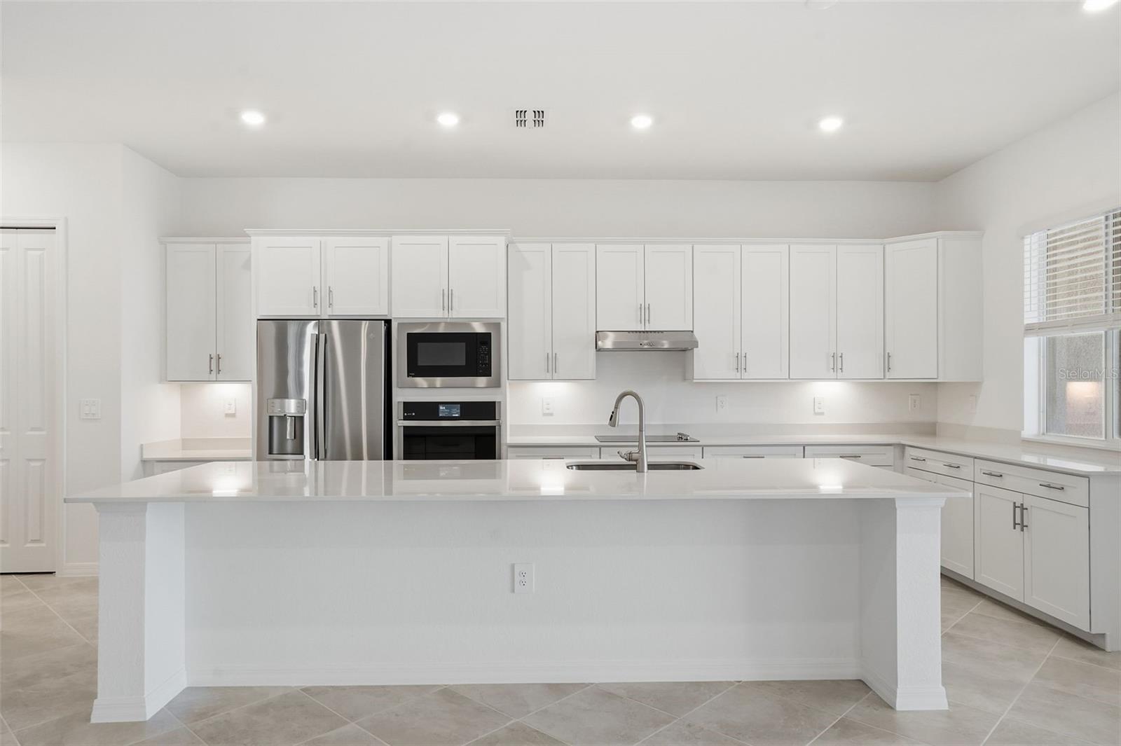 WELLEN PARK GOLF & COUNTRY CLUB - Residential