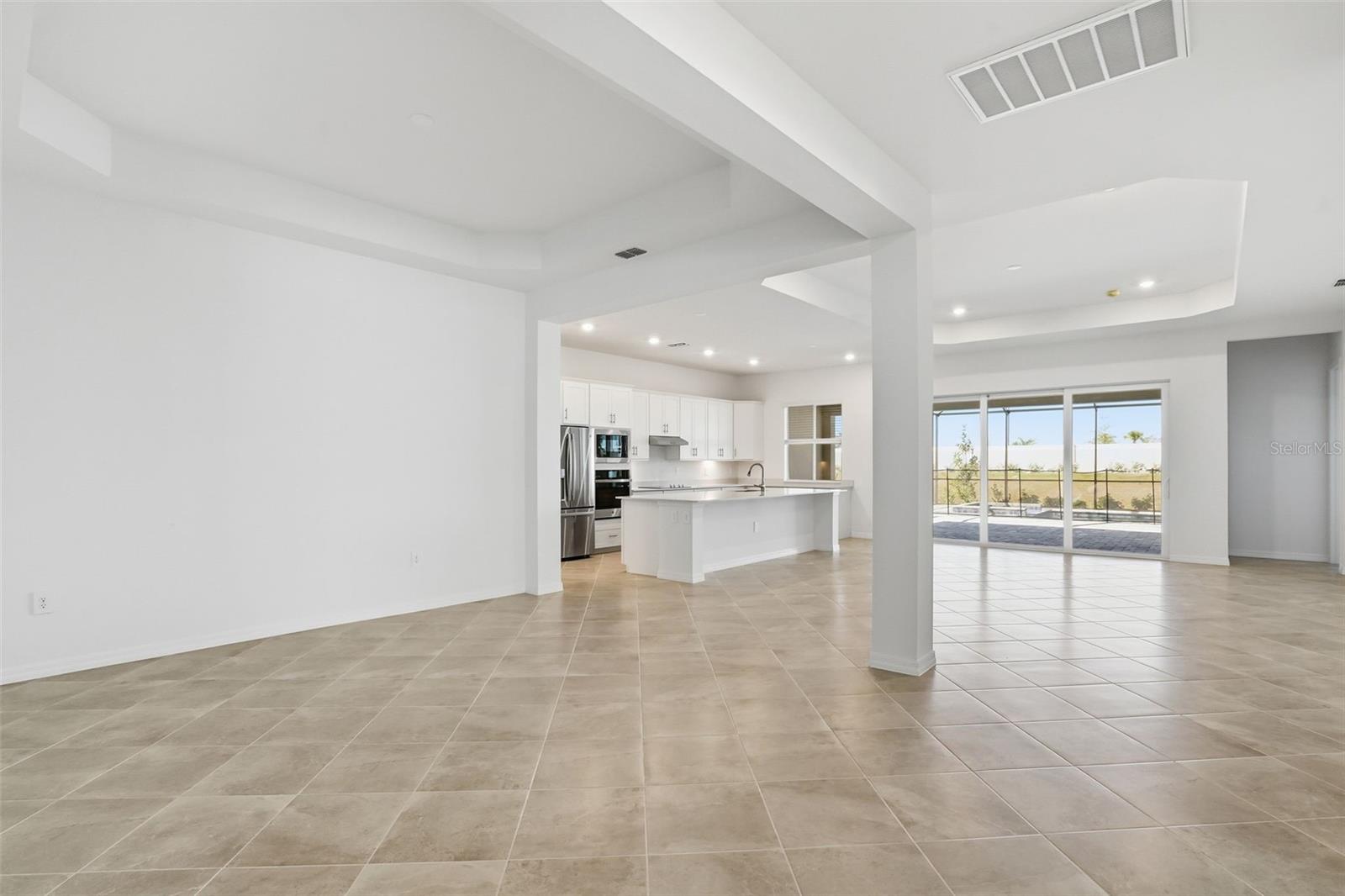 WELLEN PARK GOLF & COUNTRY CLUB - Residential