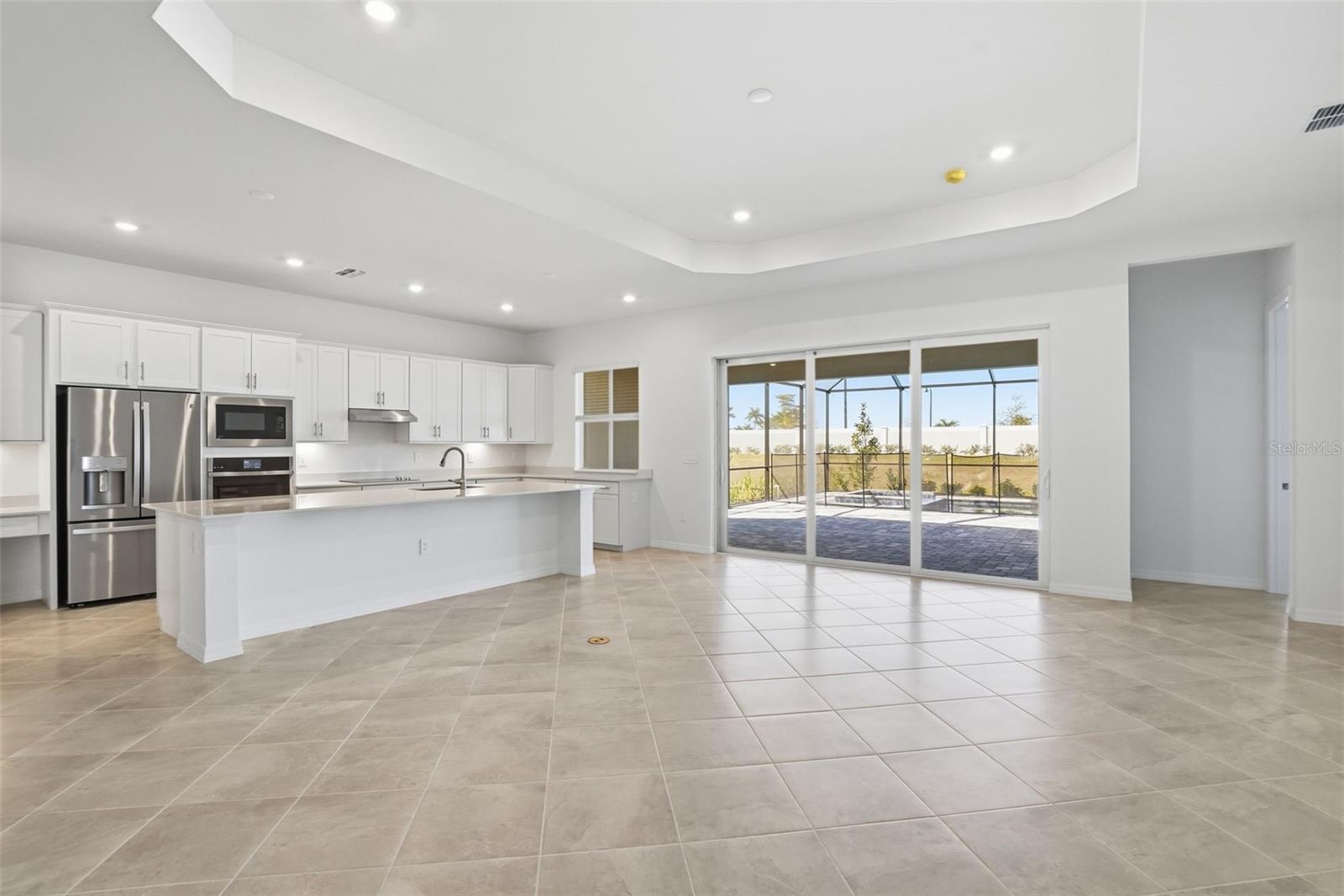 WELLEN PARK GOLF & COUNTRY CLUB - Residential