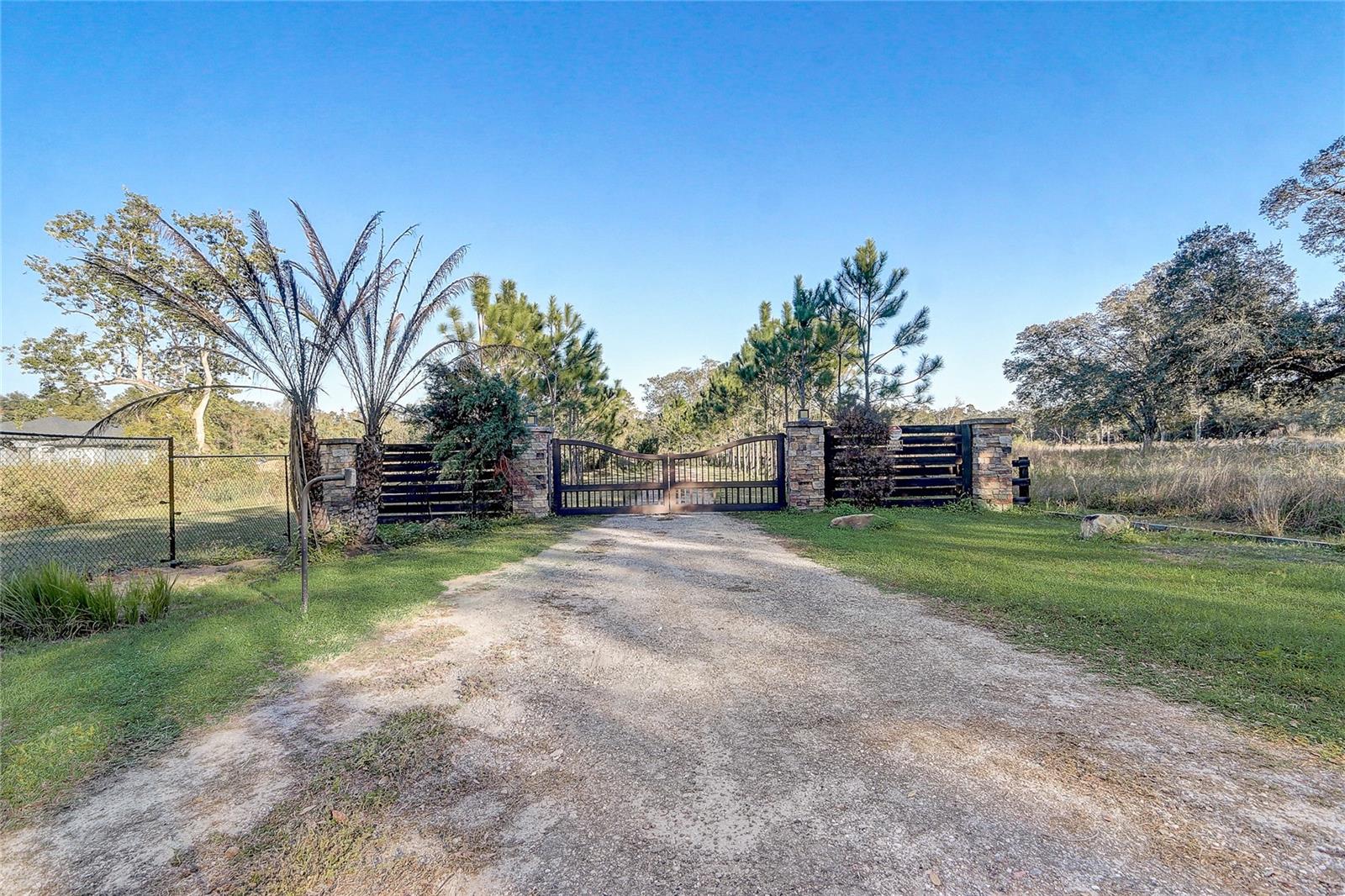 MULBERRY ACRES - Land