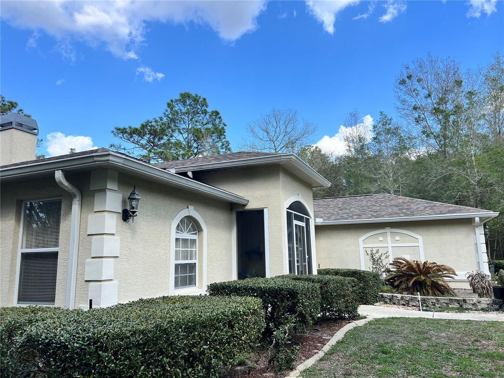 Photo of 1995 E Newhaven Street, Inverness, FL 34453 (MLS # G5109412)