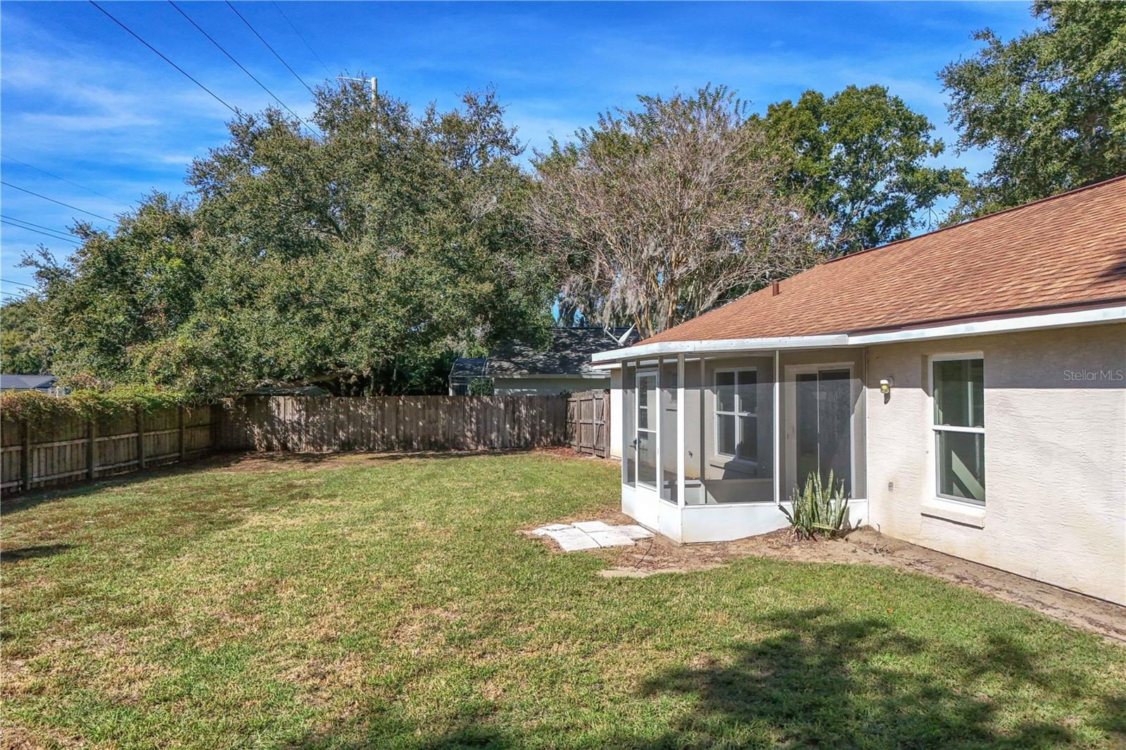 EUSTIS LAKE YALE LANDING ADD 01 TR A & B - Residential