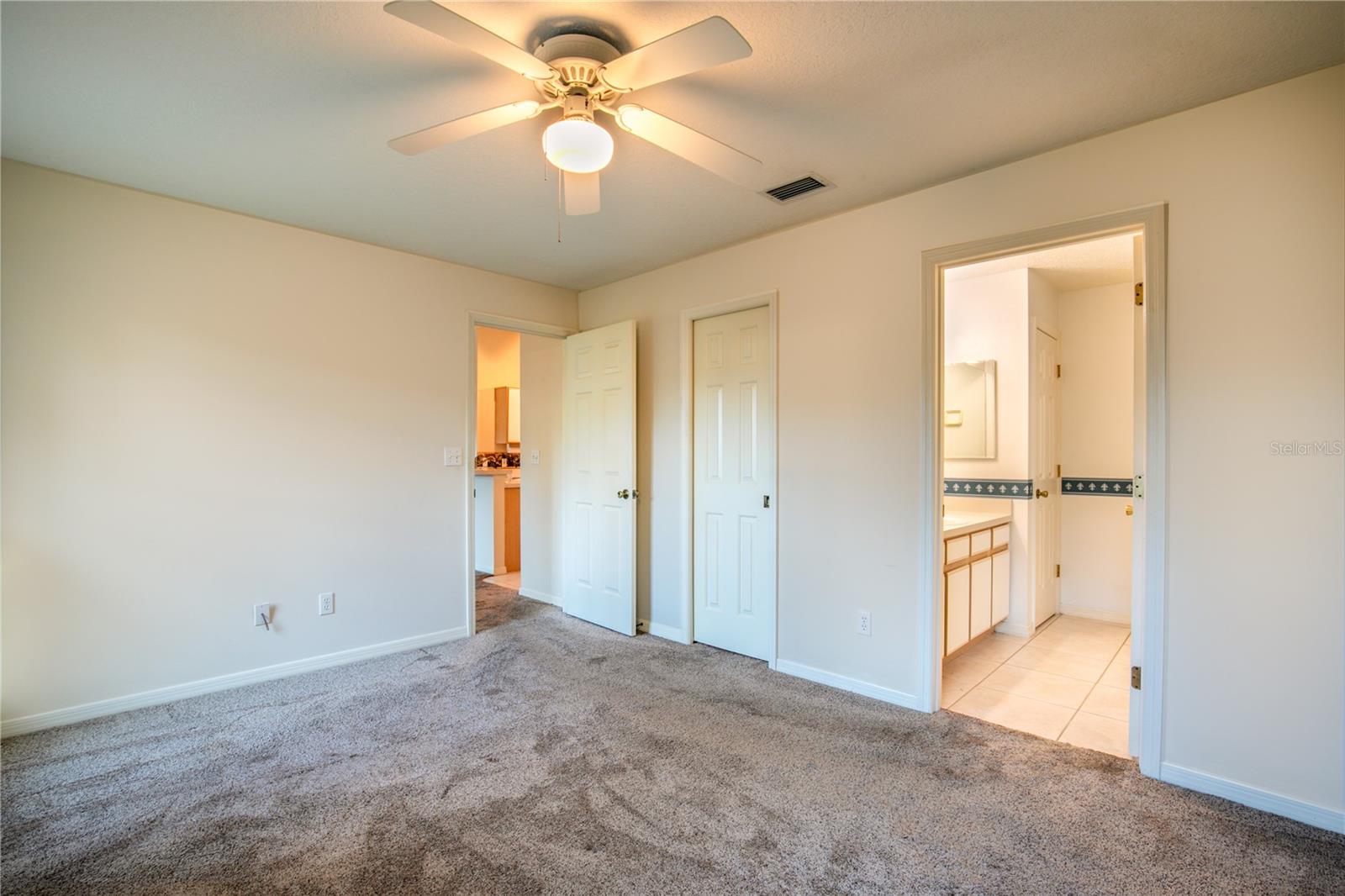 EUSTIS LAKE YALE LANDING ADD 01 TR A & B - Residential