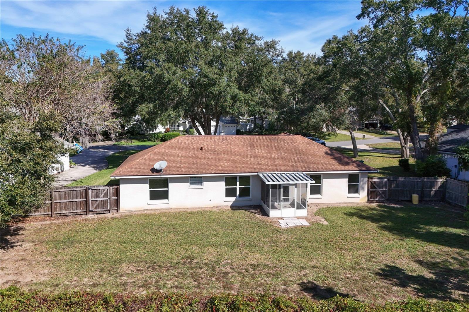 EUSTIS LAKE YALE LANDING ADD 01 TR A & B - Residential