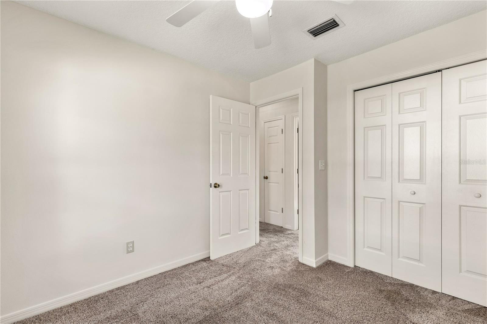 EUSTIS LAKE YALE LANDING ADD 01 TR A & B - Residential