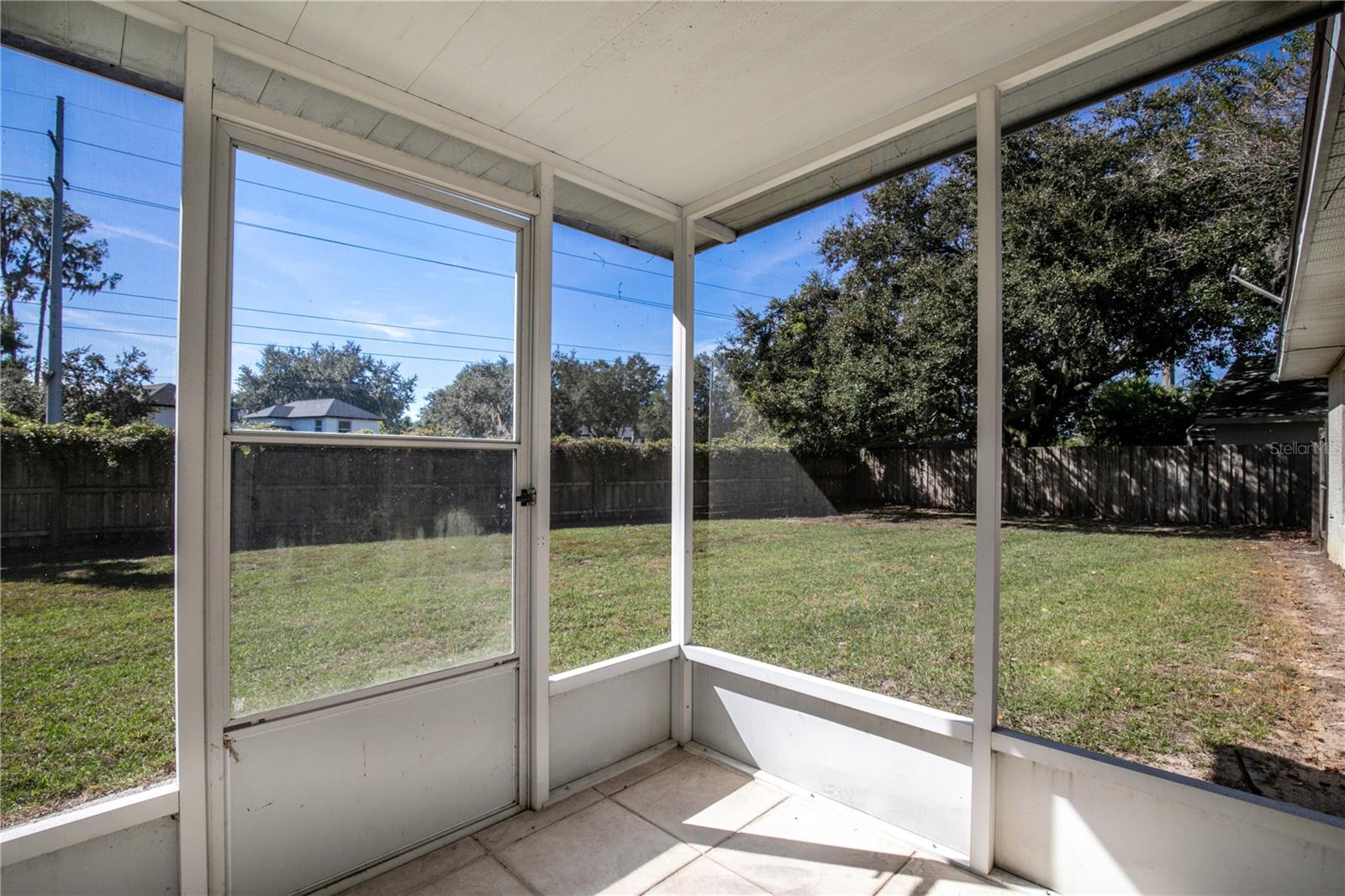 EUSTIS LAKE YALE LANDING ADD 01 TR A & B - Residential